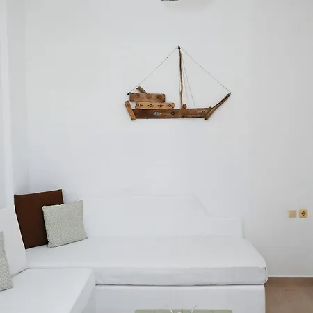 Navis 公寓 Triovasálos
