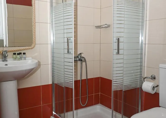 Navis * Triovasálos